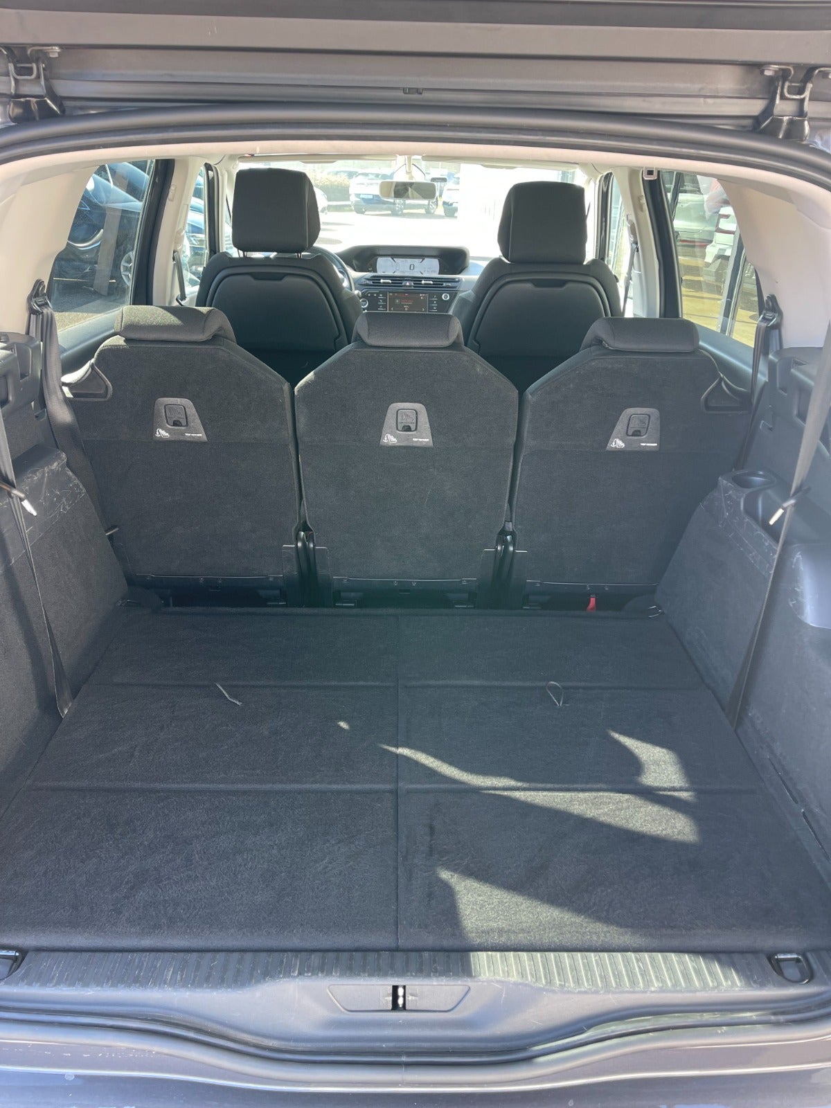 Billede af Citroën Grand C4 SpaceTourer 1,6 BlueHDi 120 Iconic 7prs