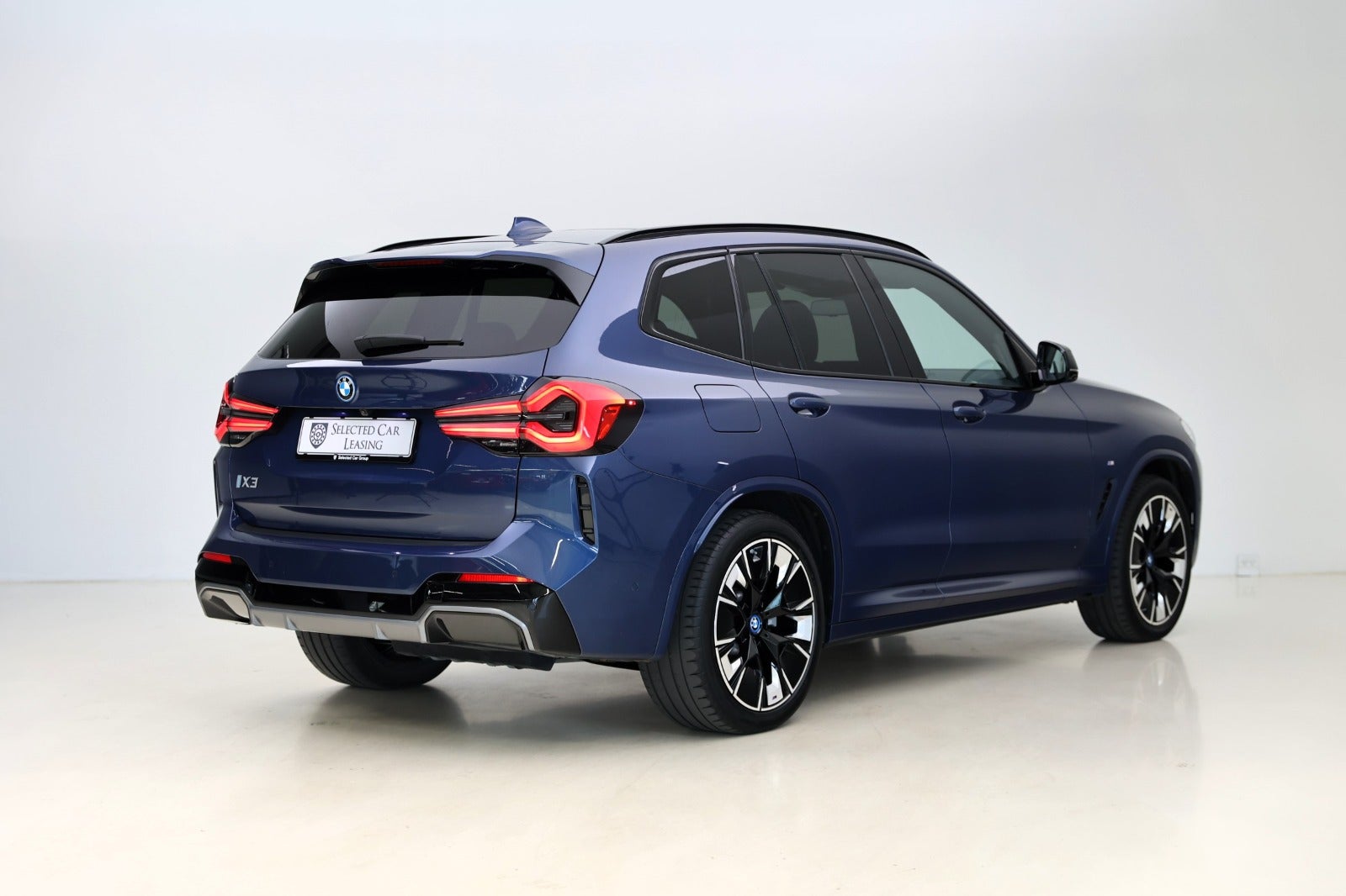 BMW iX3 Charged Plus M-Sport