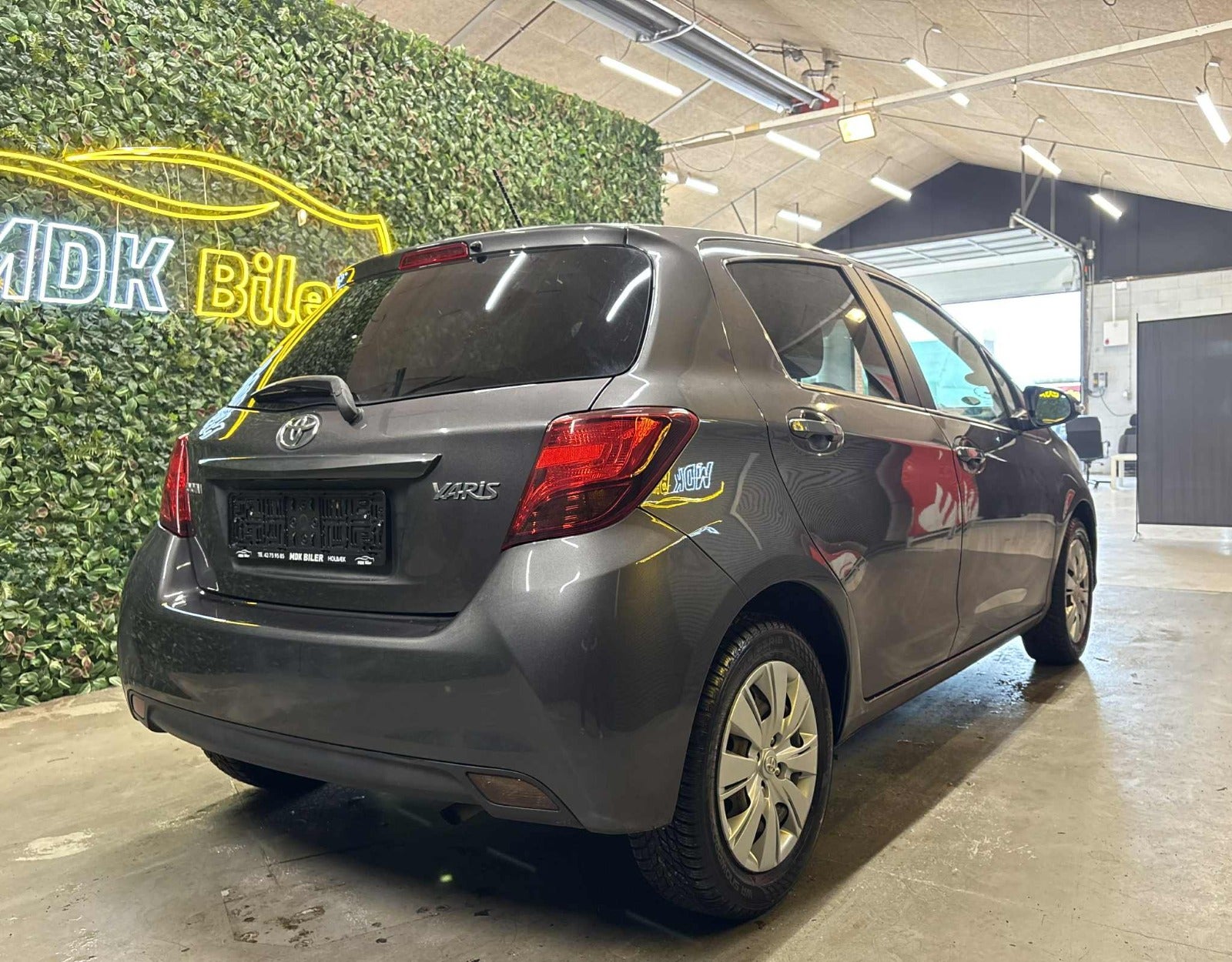 Billede af Toyota Yaris 1,0 VVT-i T1