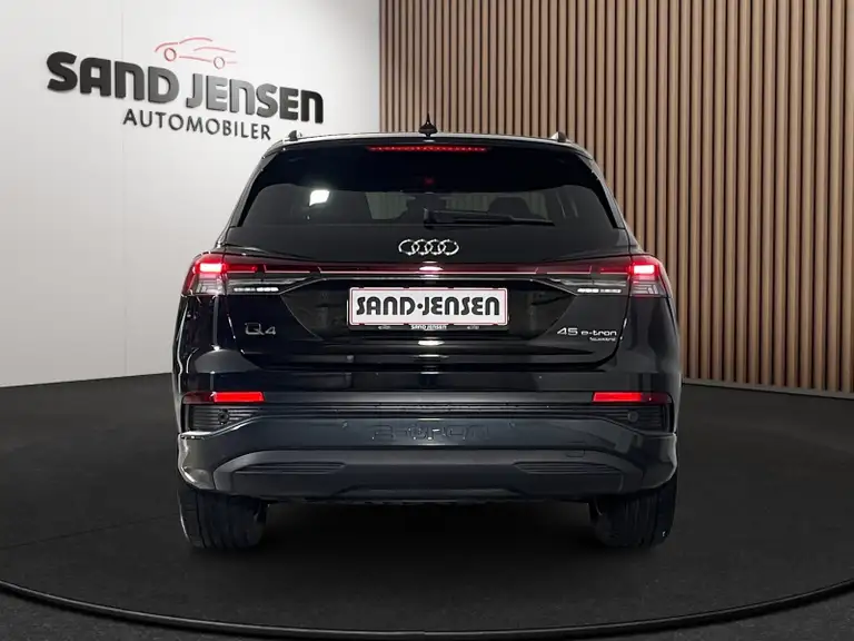 Audi Q4 e-tron Advance quattro