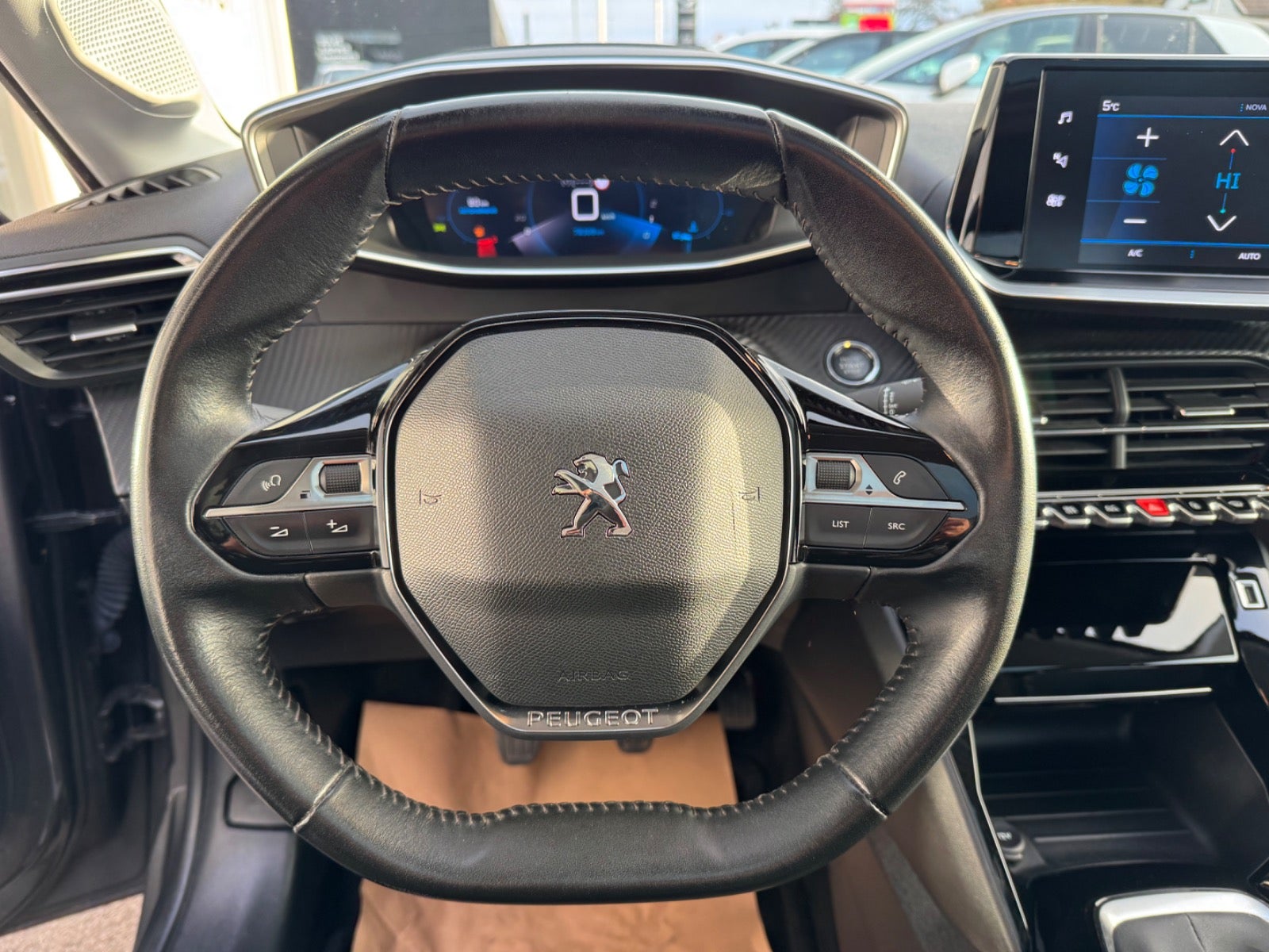 Billede af Peugeot 208 1,5 BlueHDi 100 Edition:210+