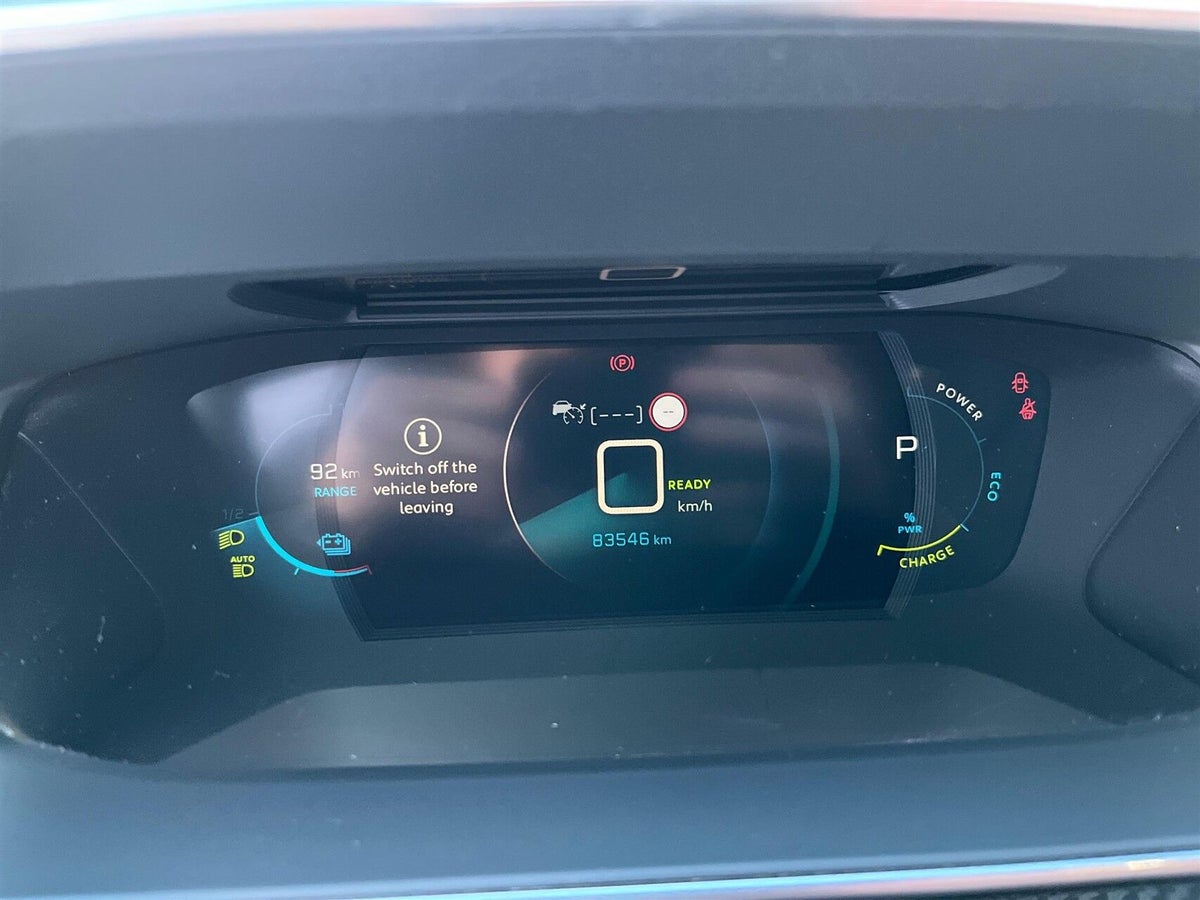 Peugeot e-2008 GT Sky billede 14