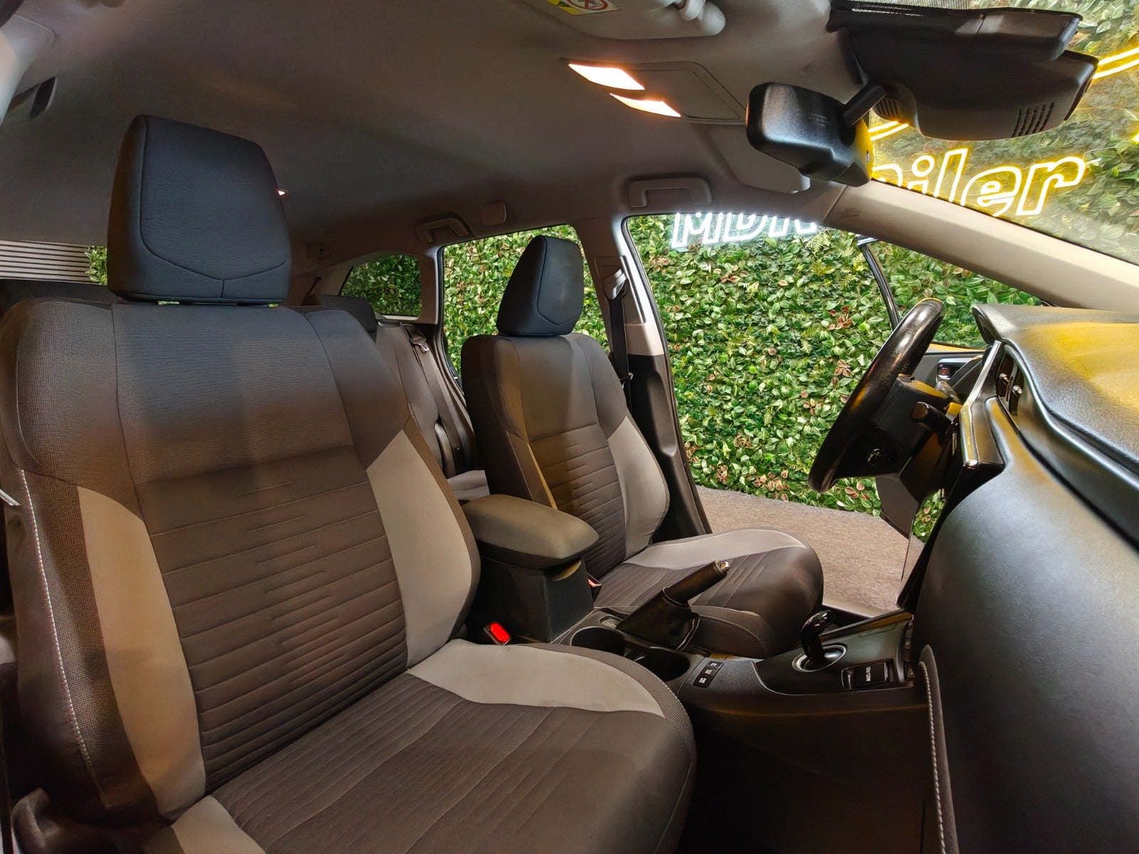 Billede af Toyota Auris 1,8 Hybrid H2 Touring Sports CVT