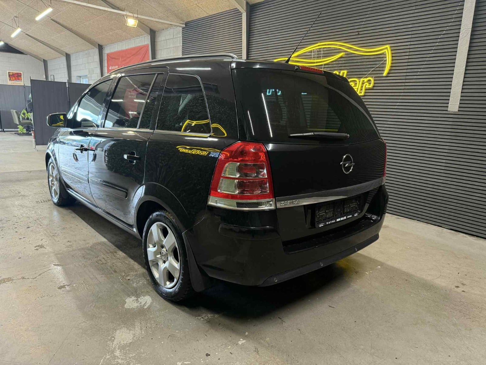 Billede af Opel Zafira 1,8 16V Enjoy aut. 7prs