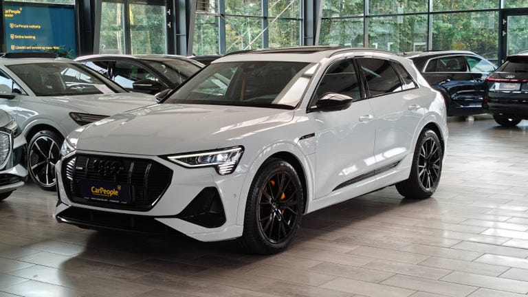 Audi e-tron Black Edition S-line quattro