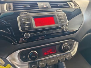 Kia Rio CVVT Limited