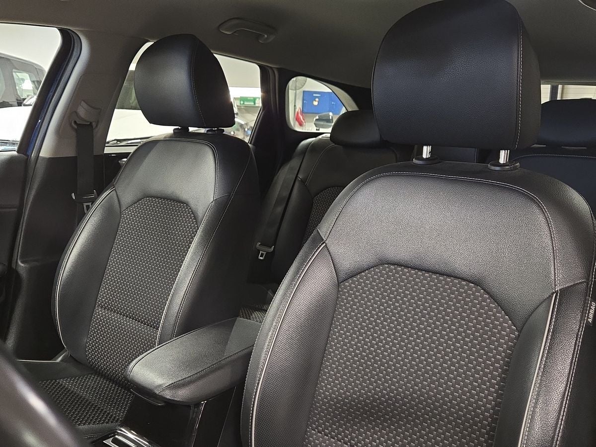 Kia Ceed PHEV Upgrade Intro SW DCT