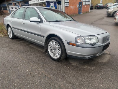 Volvo S80 2,4  4d