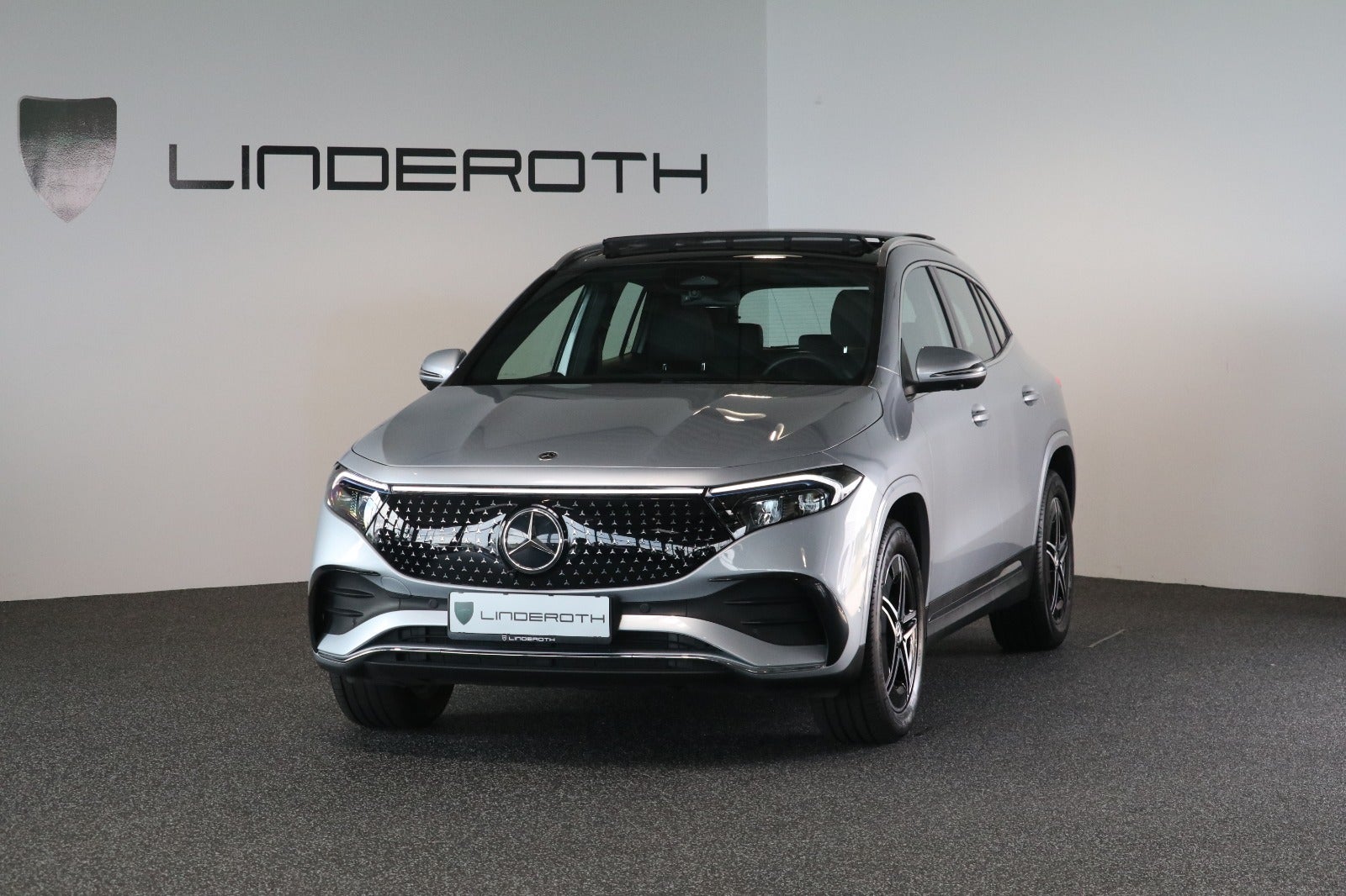 Mercedes EQA250+ AMG Line 5d - 1