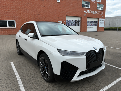 BMW iX xDrive50 Supercharged Sport