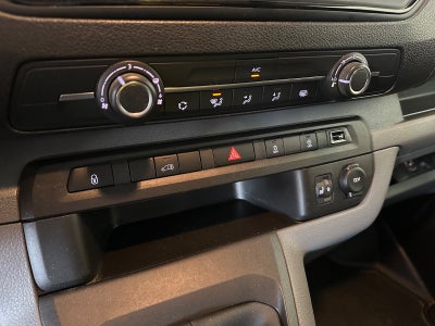 Peugeot Expert BlueHDi 119 L2 Plus Van