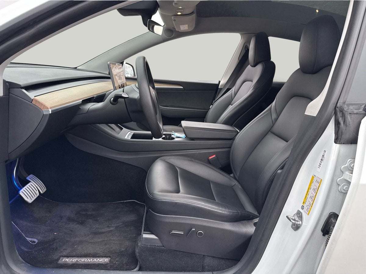 Tesla Model Y Performance AWD billede 11