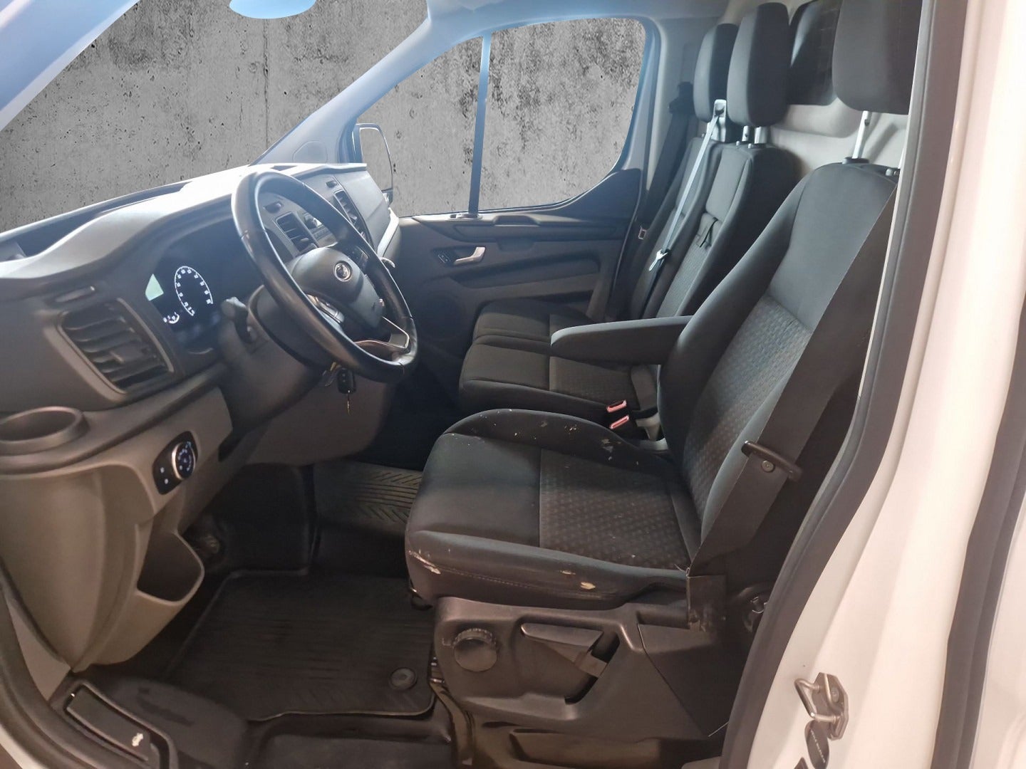 Billede af Ford Transit Custom 300L 2,0 TDCi 130 Trend