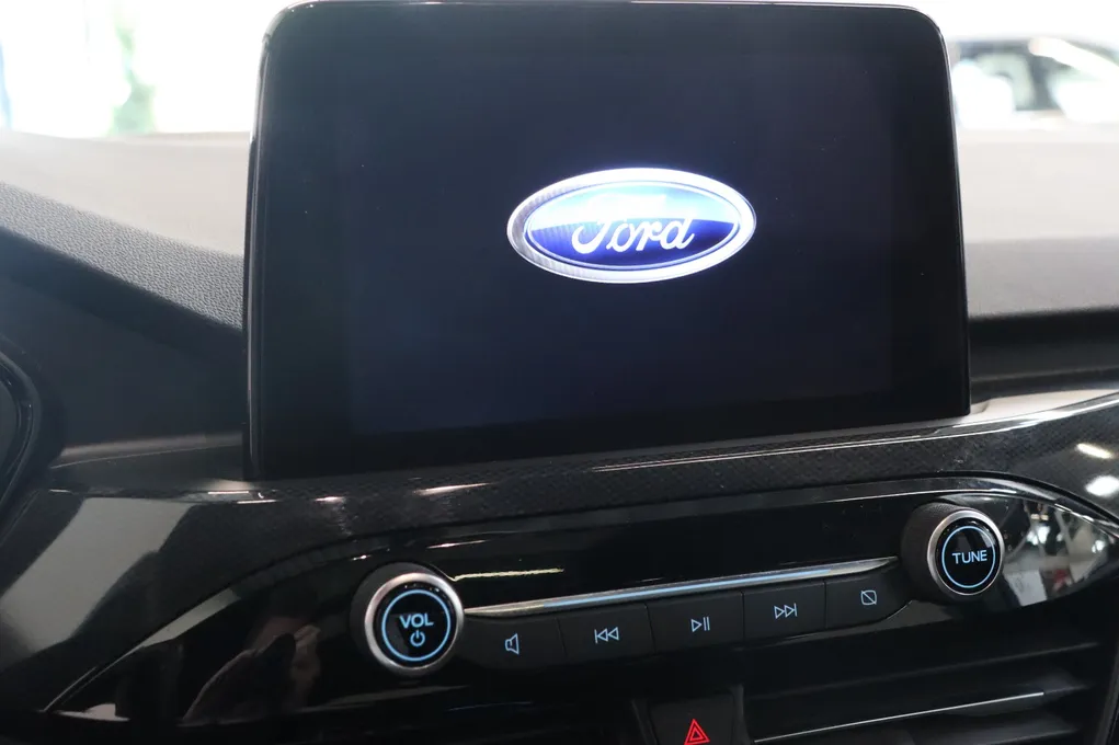 Ford Kuga PHEV ST-Line X CVT