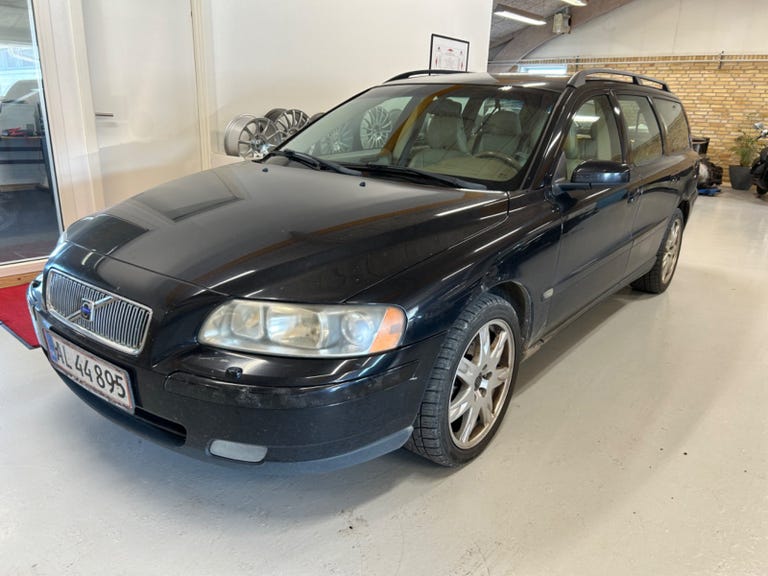 Volvo V70 170