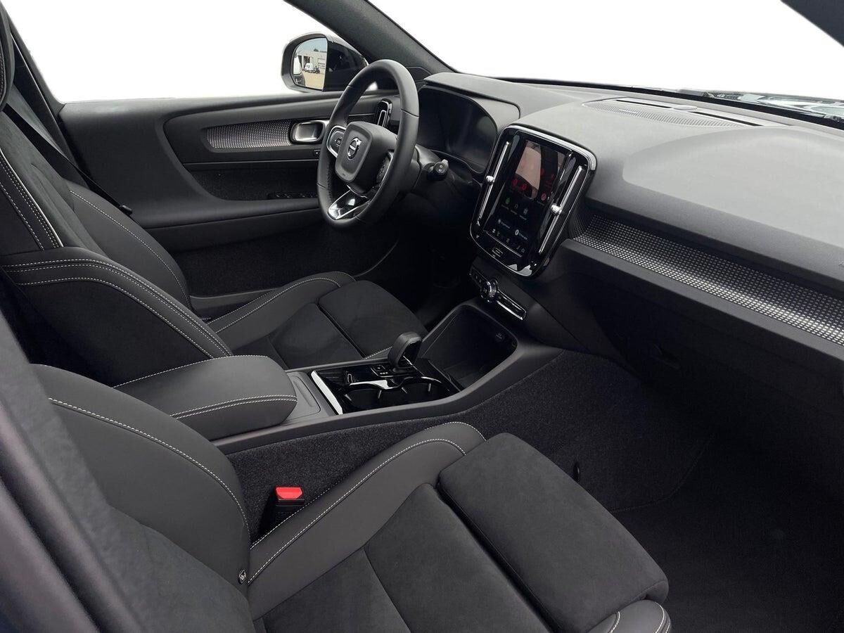Volvo EX40 Extended Range Black Edition billede 14
