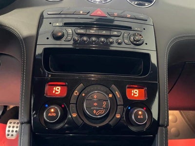 Peugeot RCZ THP 200