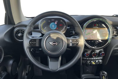 MINI Cooper SE Essential