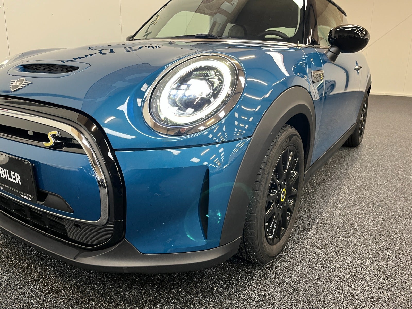 MINI Cooper SE Trim M