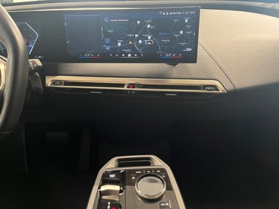 BMW iX xDrive40