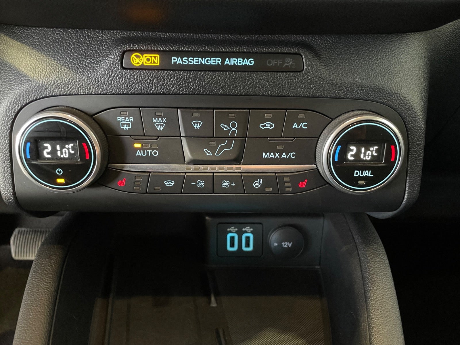 Ford Kuga PHEV Titanium CVT