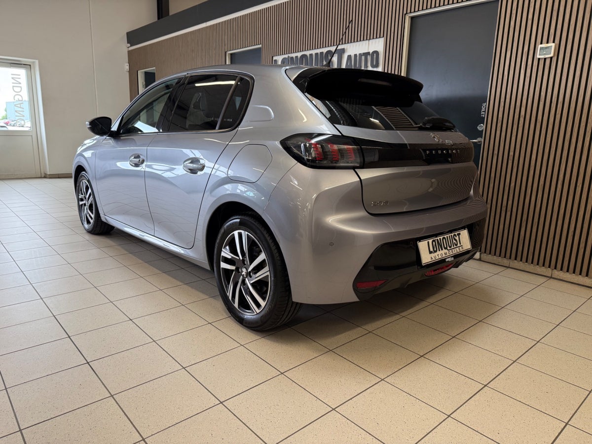 Peugeot 208 PureTech 100 Allure Peugeot 208 PureTech 100 Allure