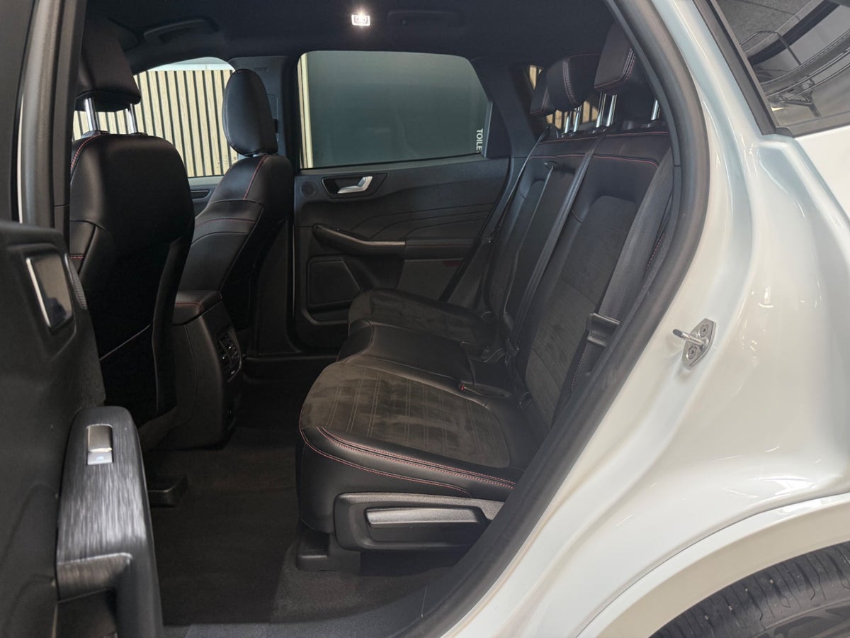 Ford Kuga PHEV ST-Line X CVT Ford Kuga PHEV ST-Line X CVT