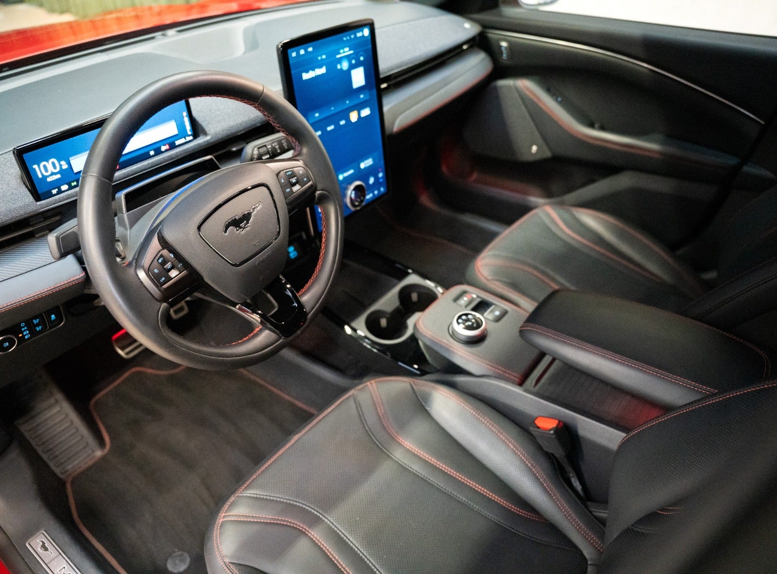 Billede af Ford Mustang Mach-E 70 Premium Standard Range AWD