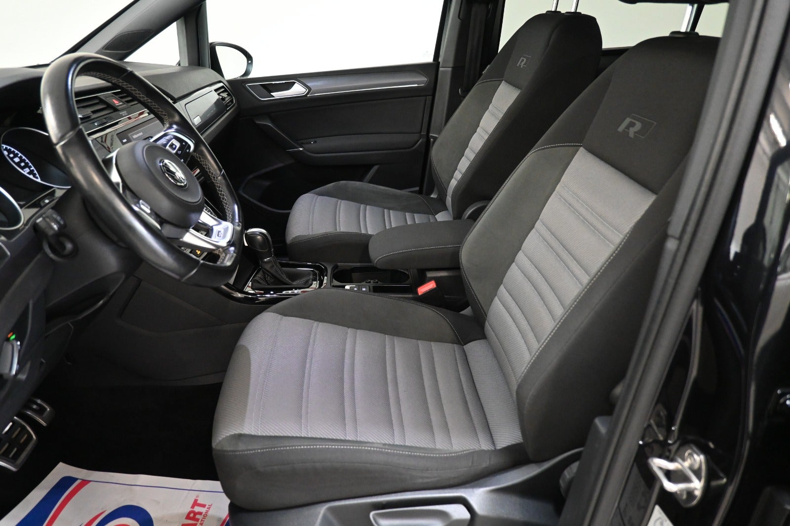 VW Touran TSi 150 R-line DSG 7prs