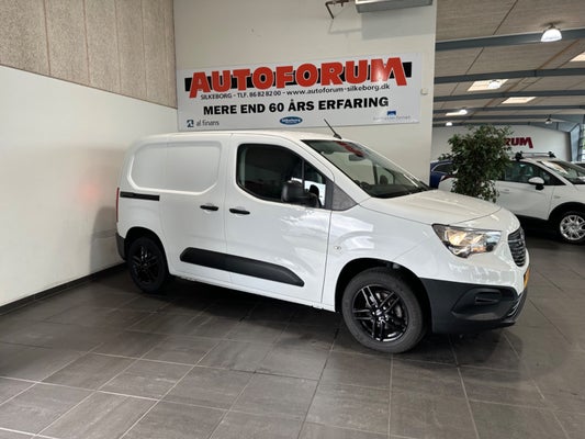 Opel Combo D 102 Enjoy L1V1