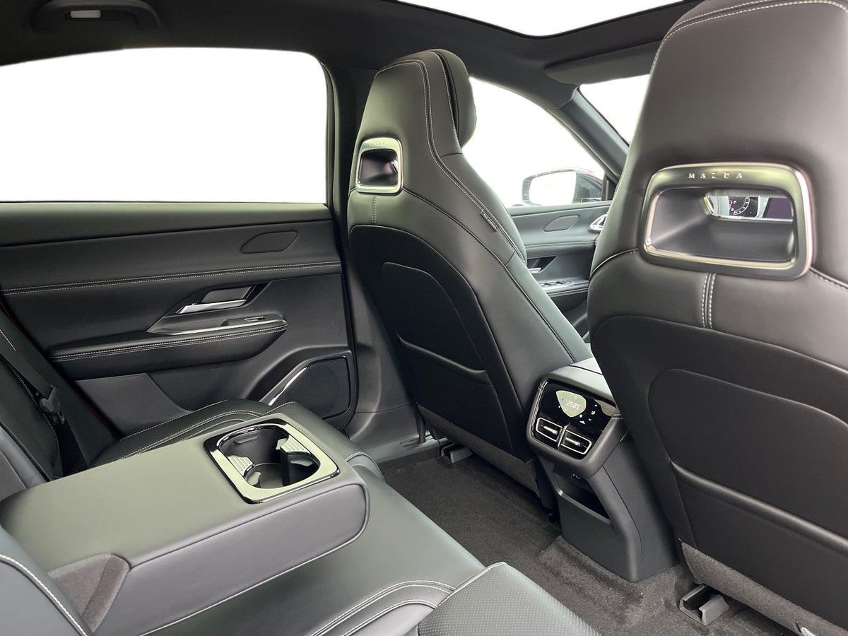 Mazda 6e Takumi Long Range billede 12