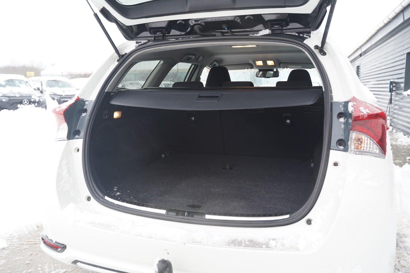 Billede af Toyota Auris 1,8 Hybrid H2 Style Touring Sports CVT