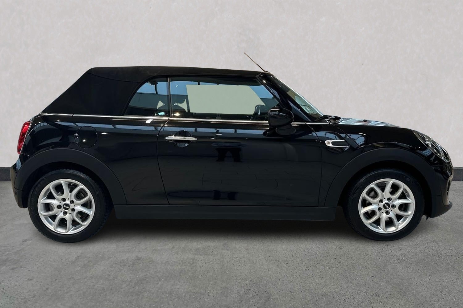 Billede af MINI Cooper 1,5 Essential Cabriolet