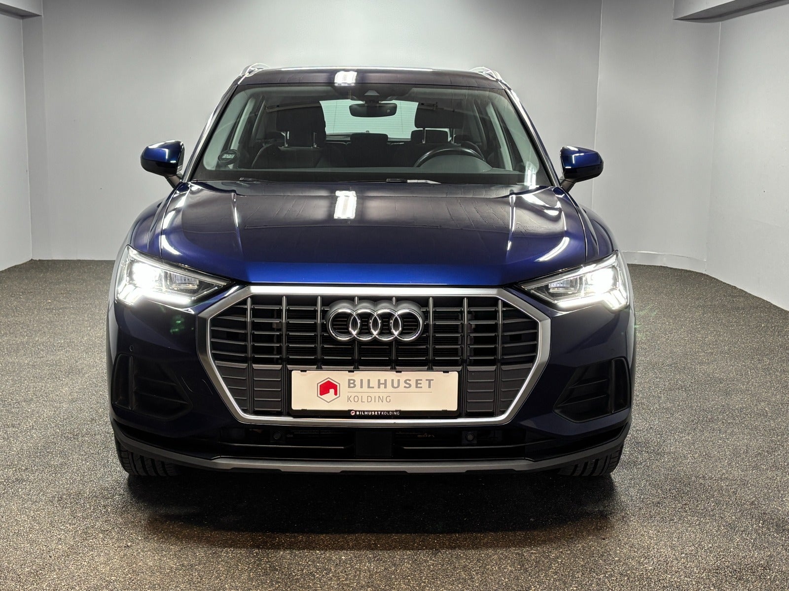 Billede af Audi Q3 45 TFSi e Attitude plus S-tr.