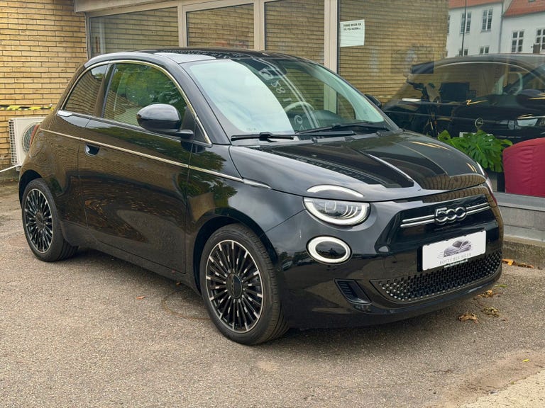 Fiat 500e la Prima