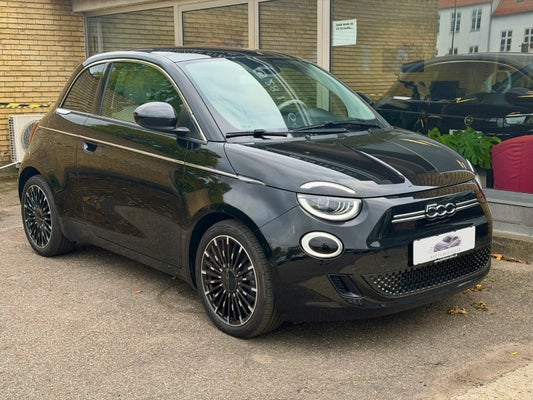 Fiat 500e la Prima