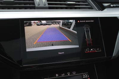 Audi e-tron S-line quattro