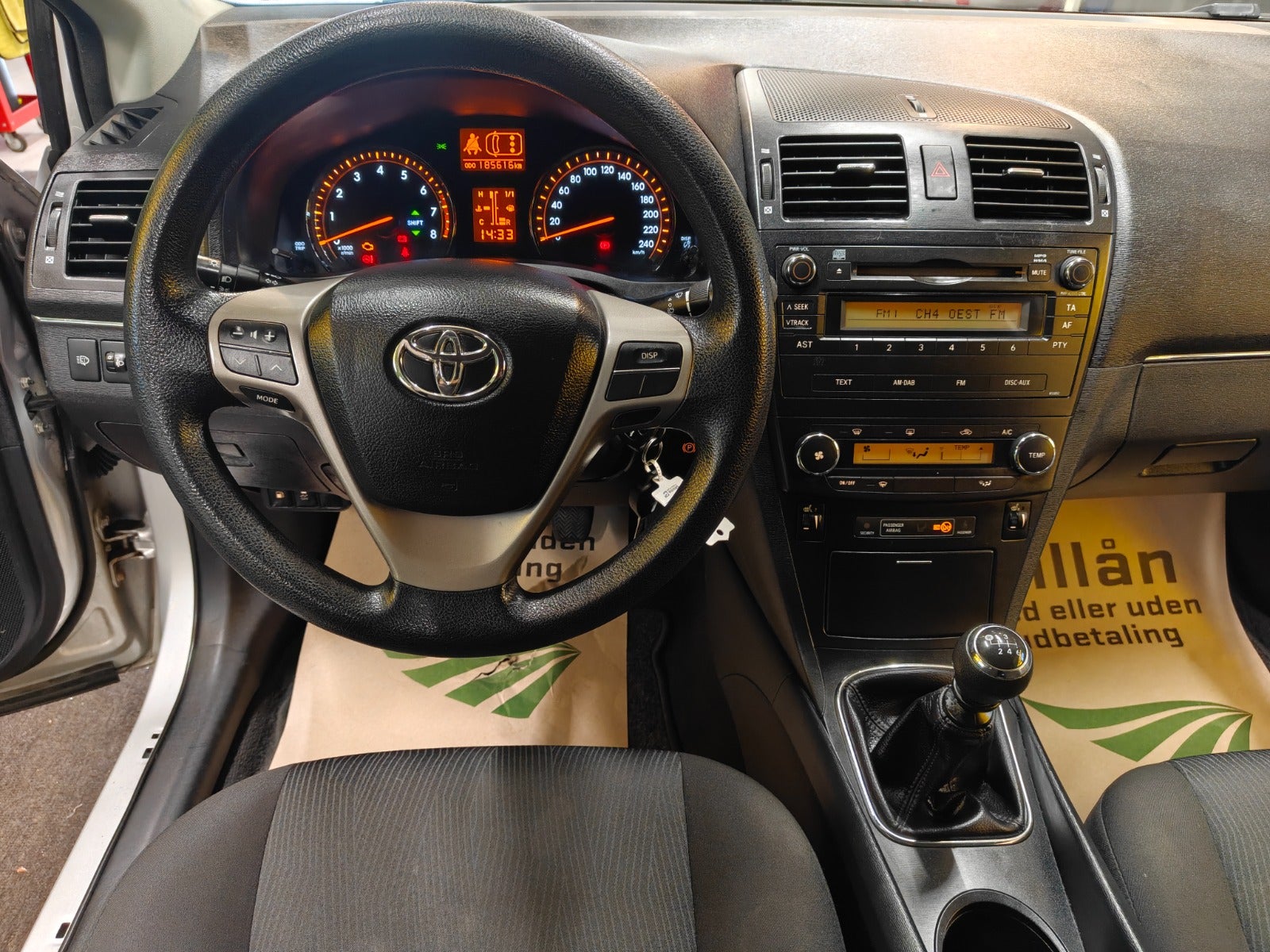 Billede af Toyota Avensis 1,6 VVT-i T1 stc.