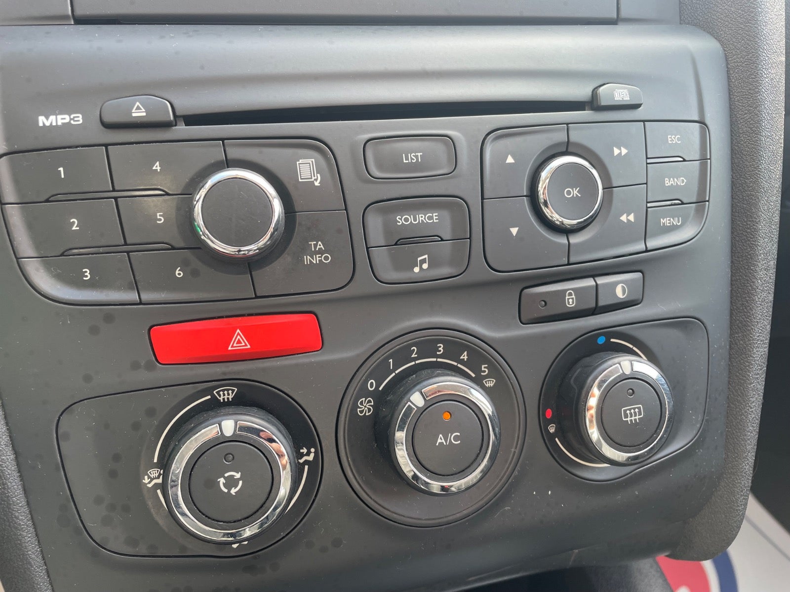 Billede af Citroën C4 1,6 HDi 90 Attraction