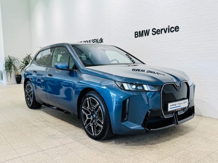 BMW iX