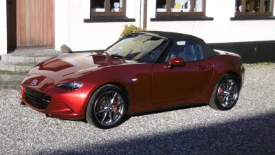 Mazda MX-5 2,0 SkyActiv-G 184 Roadster Cosmo 2d