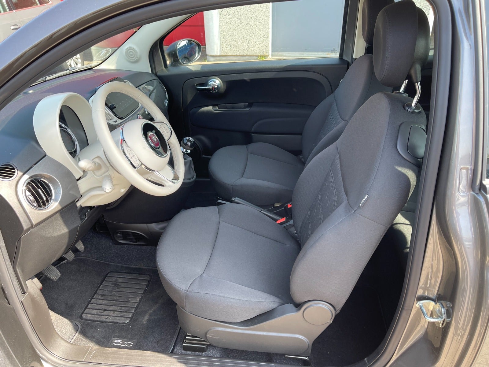 Billede af Fiat 500C 1,0 Hybrid Vita Comfort