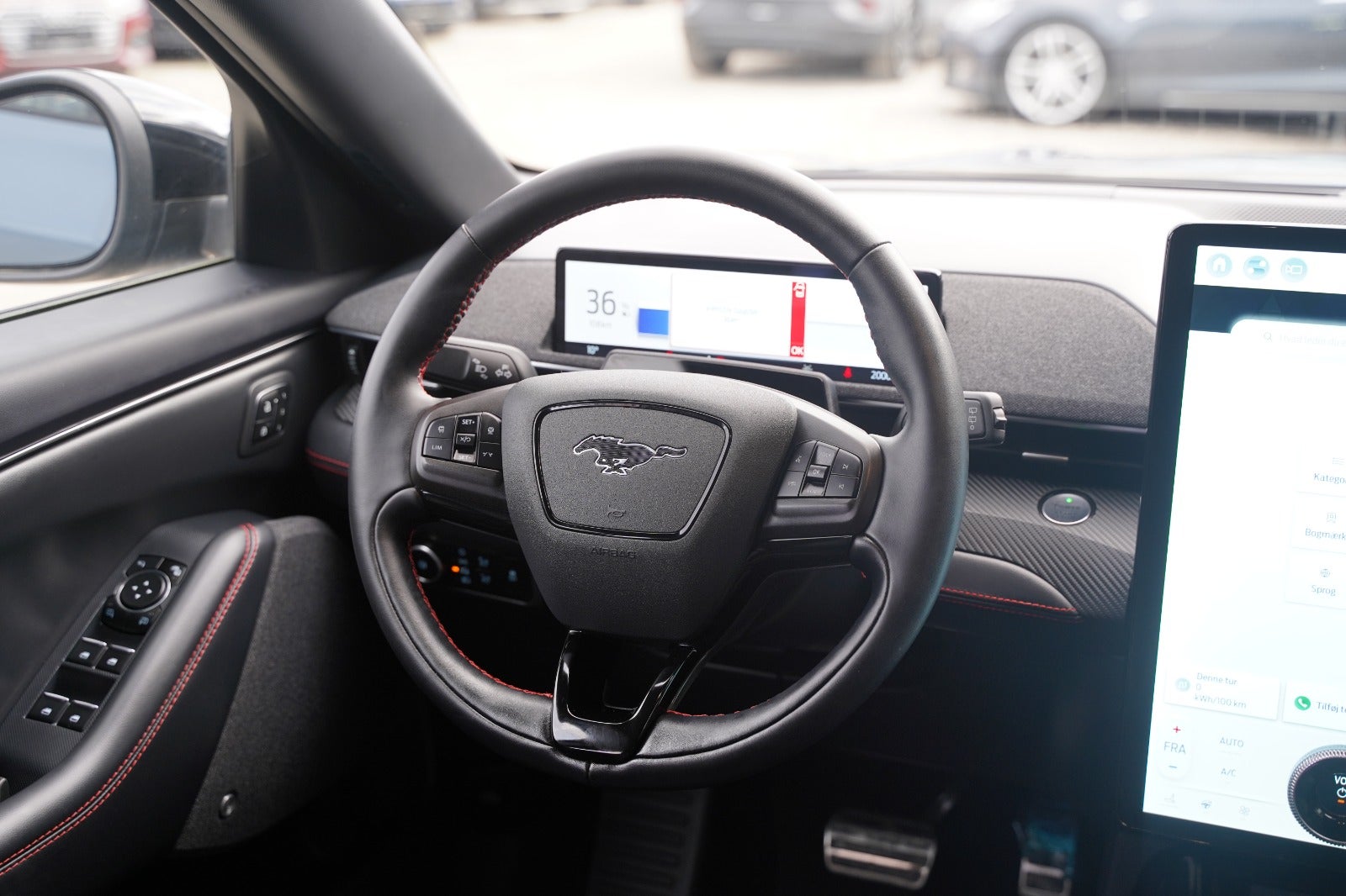Billede af Ford Mustang Mach-E 75 Premium Standard Range AWD