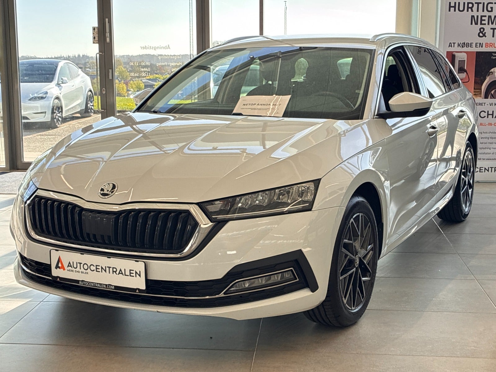 Skoda Octavia TDi 150 Business Executive Combi DSG