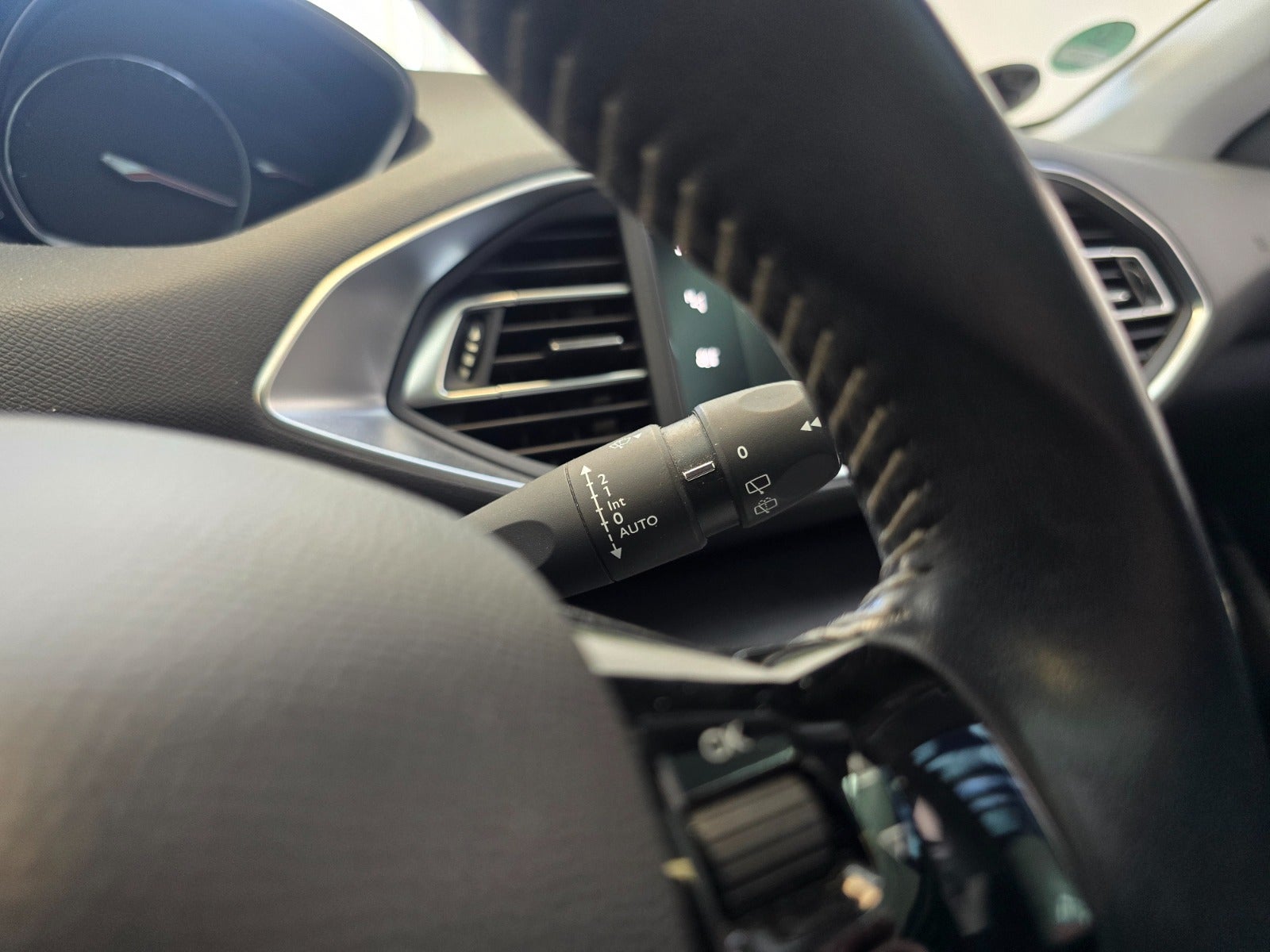 Billede af Peugeot 308 1,5 BlueHDi 130 Prestige SW