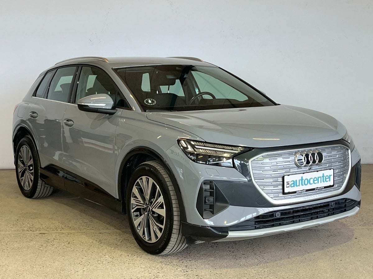 Audi Q4 e-tron S-line quattro Van