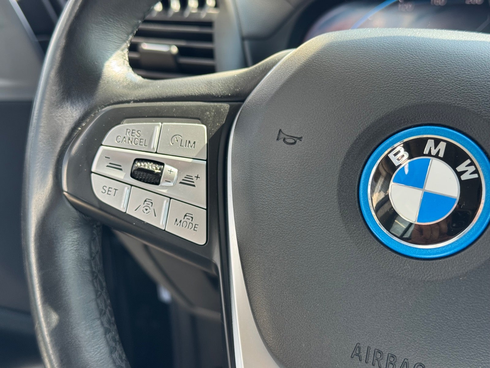 Billede af BMW iX3  Charged