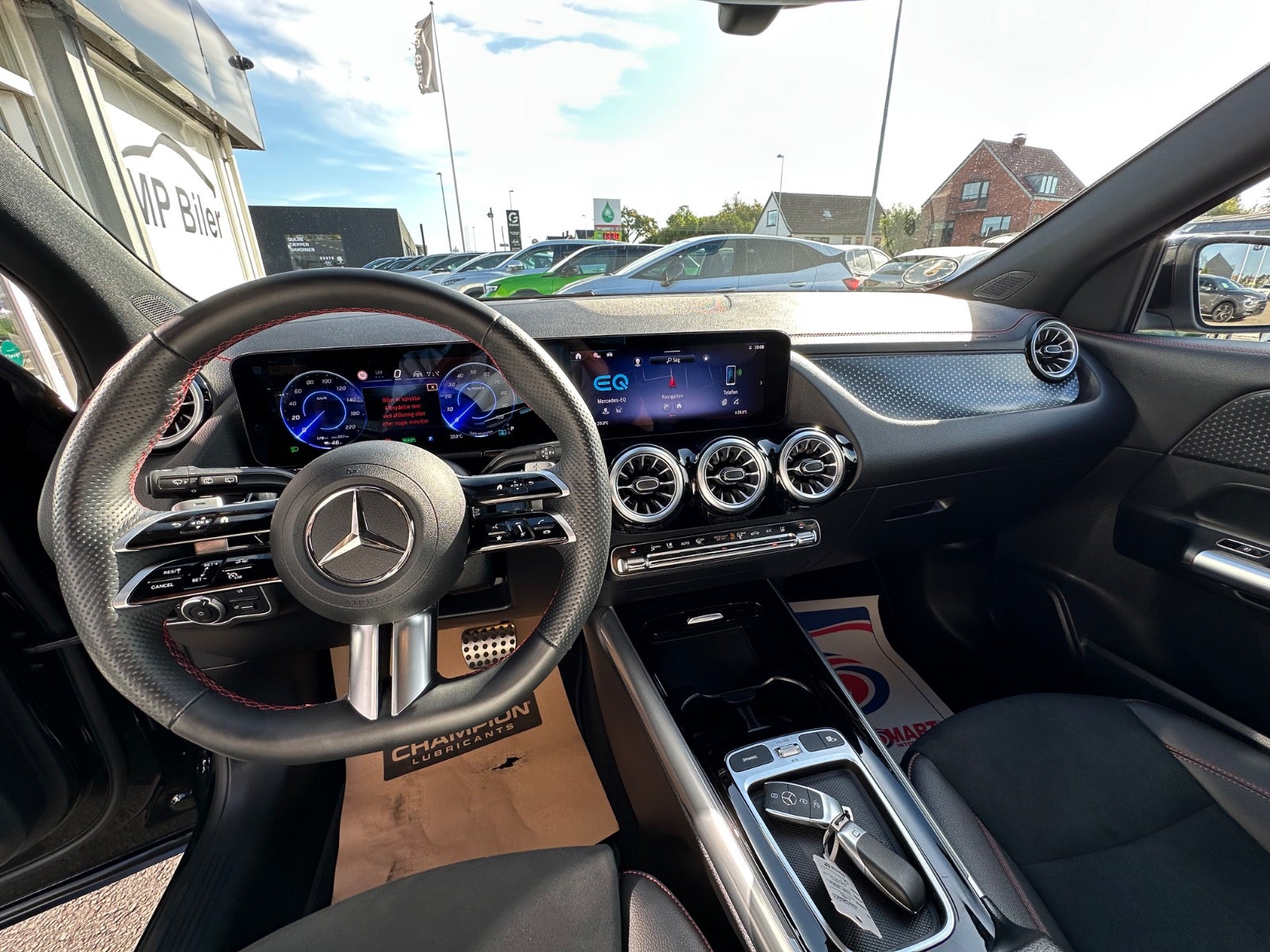Billede af Mercedes EQA350  AMG Line 4Matic