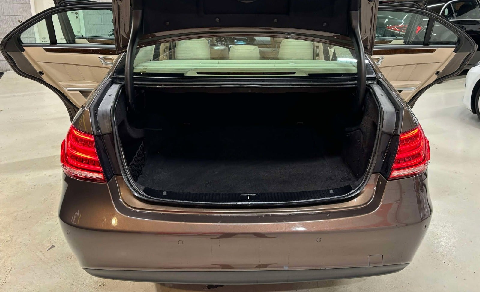 Billede af Mercedes E200 2,0 Elegance aut.