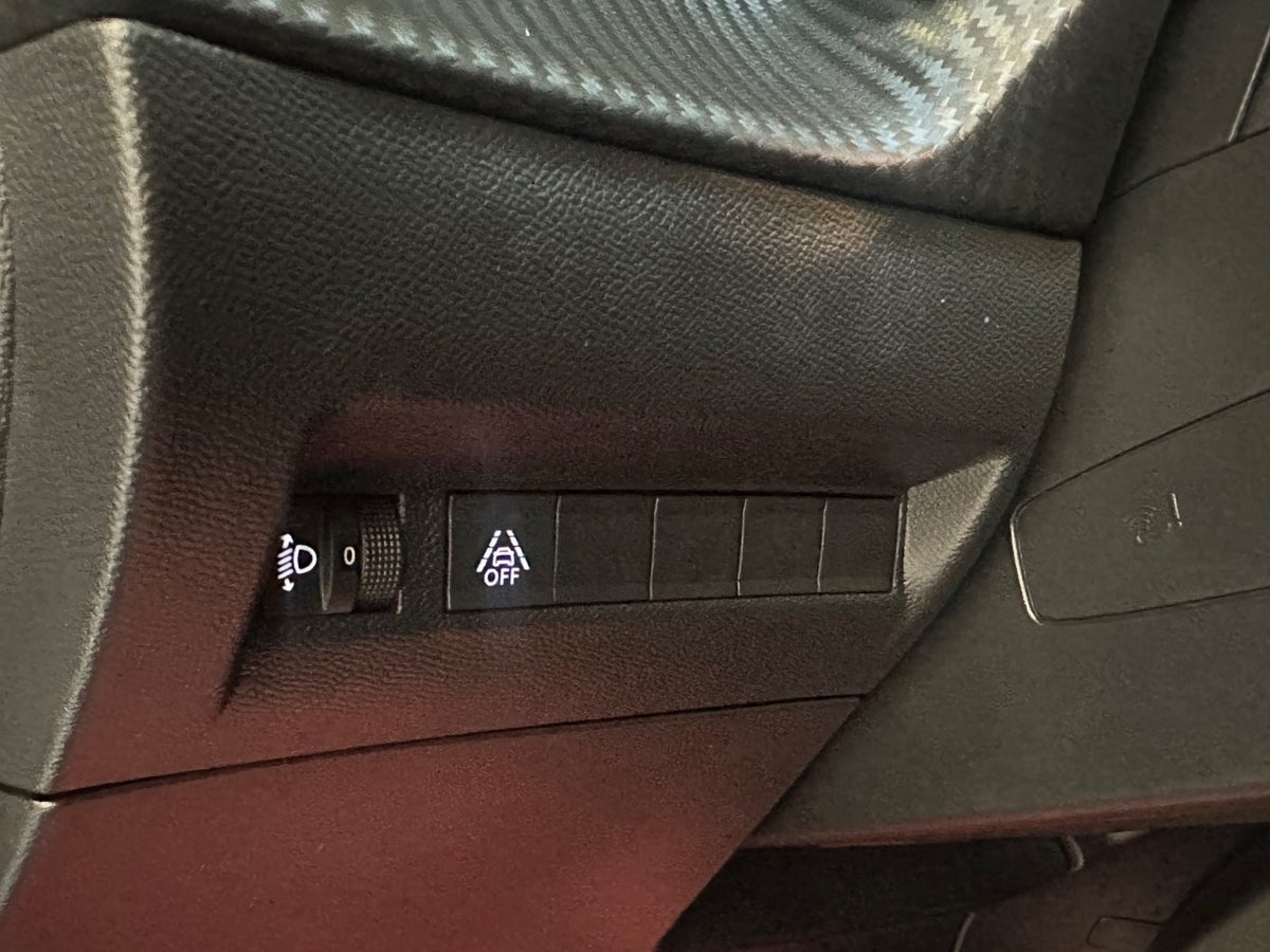 Peugeot 208 PureTech 100 Selection Sport